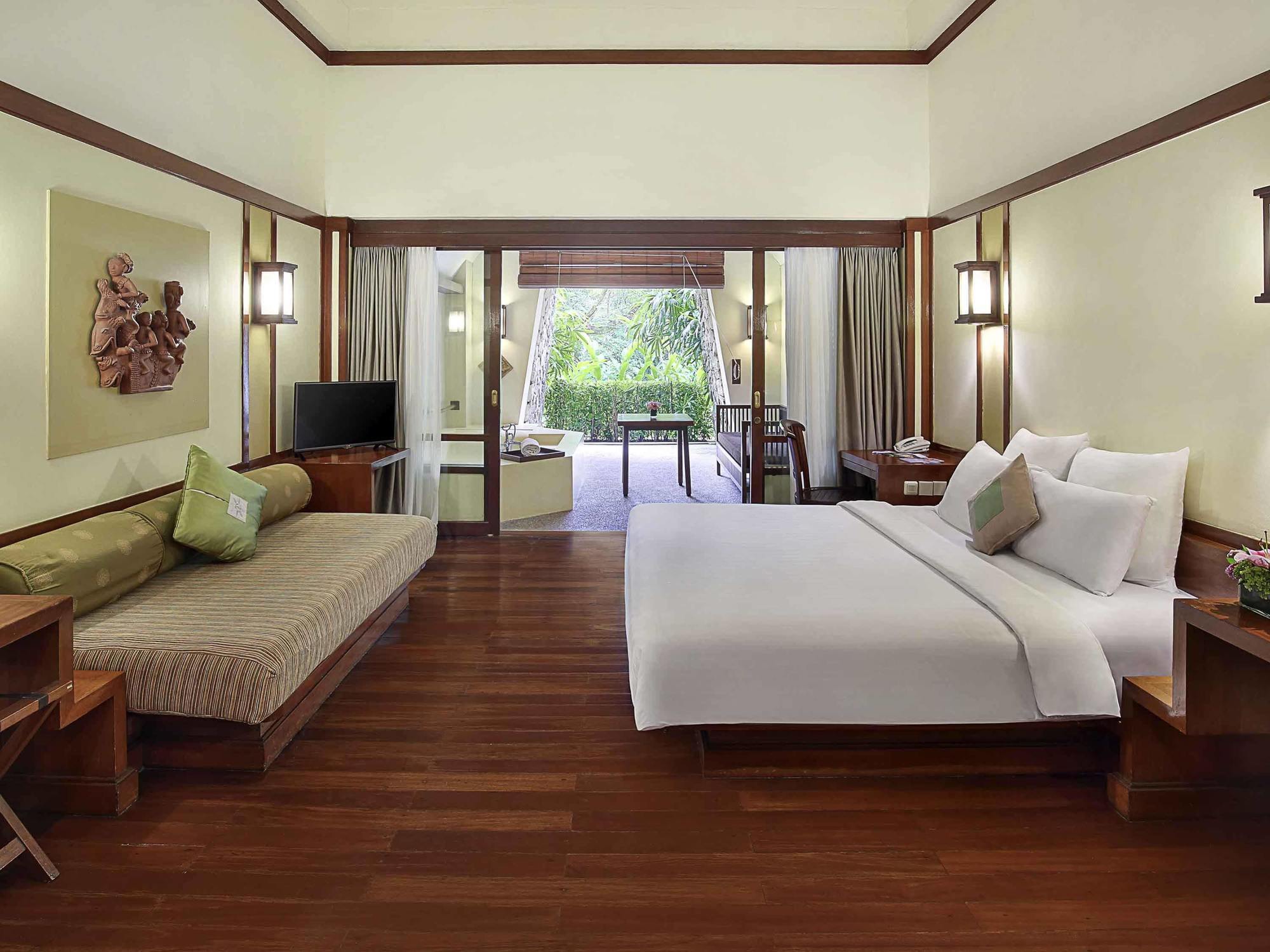 Ibis Styles Raya 4* Bogor