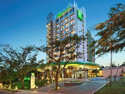 Ibis Styles Raya होटल